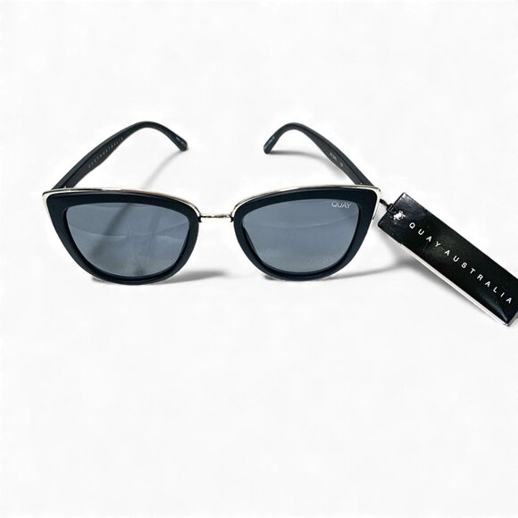 Quay Australia My Girl Cat Eye Sunglasses Grey Lenses Black/Silver Frame & Bag - Picture 5 of 8